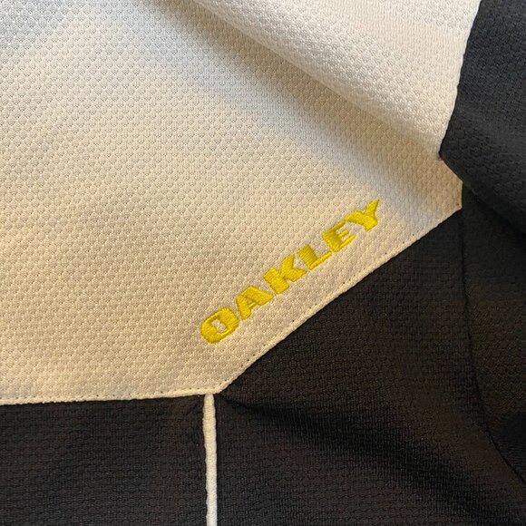 Oakley Mens Shirt XL With Yellow Accent Black & White Short Sleeve - Picture 7 of 11